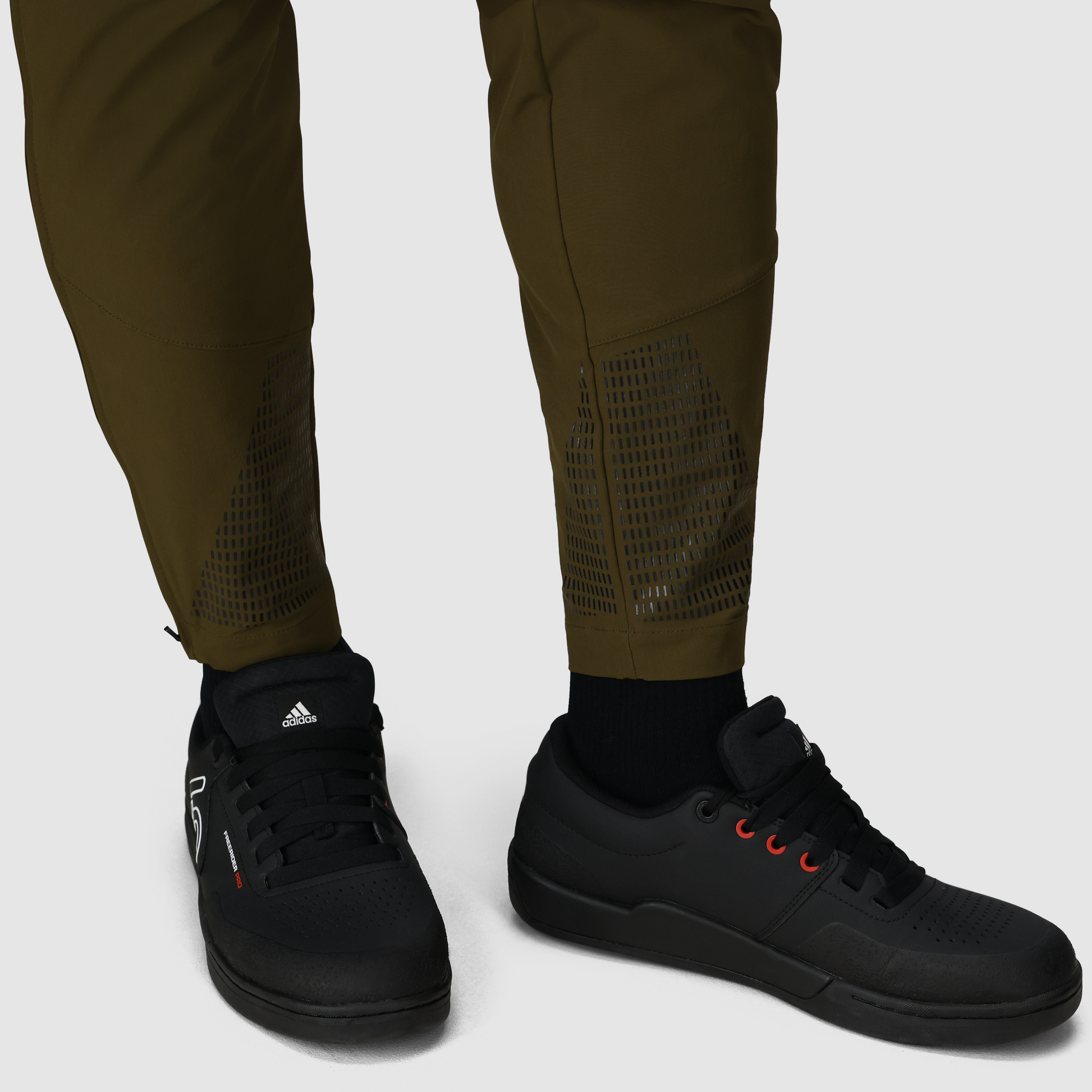 B48 : DuraPrint™ Overlay Print /  DuraPrint™ Overlay Print at Inner Ankle for Abrasion Resistance